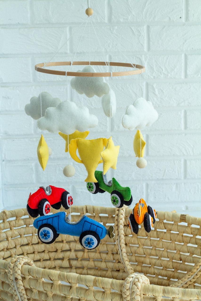 Мобиль детский WooolyWool Крутые тачки (27861139)