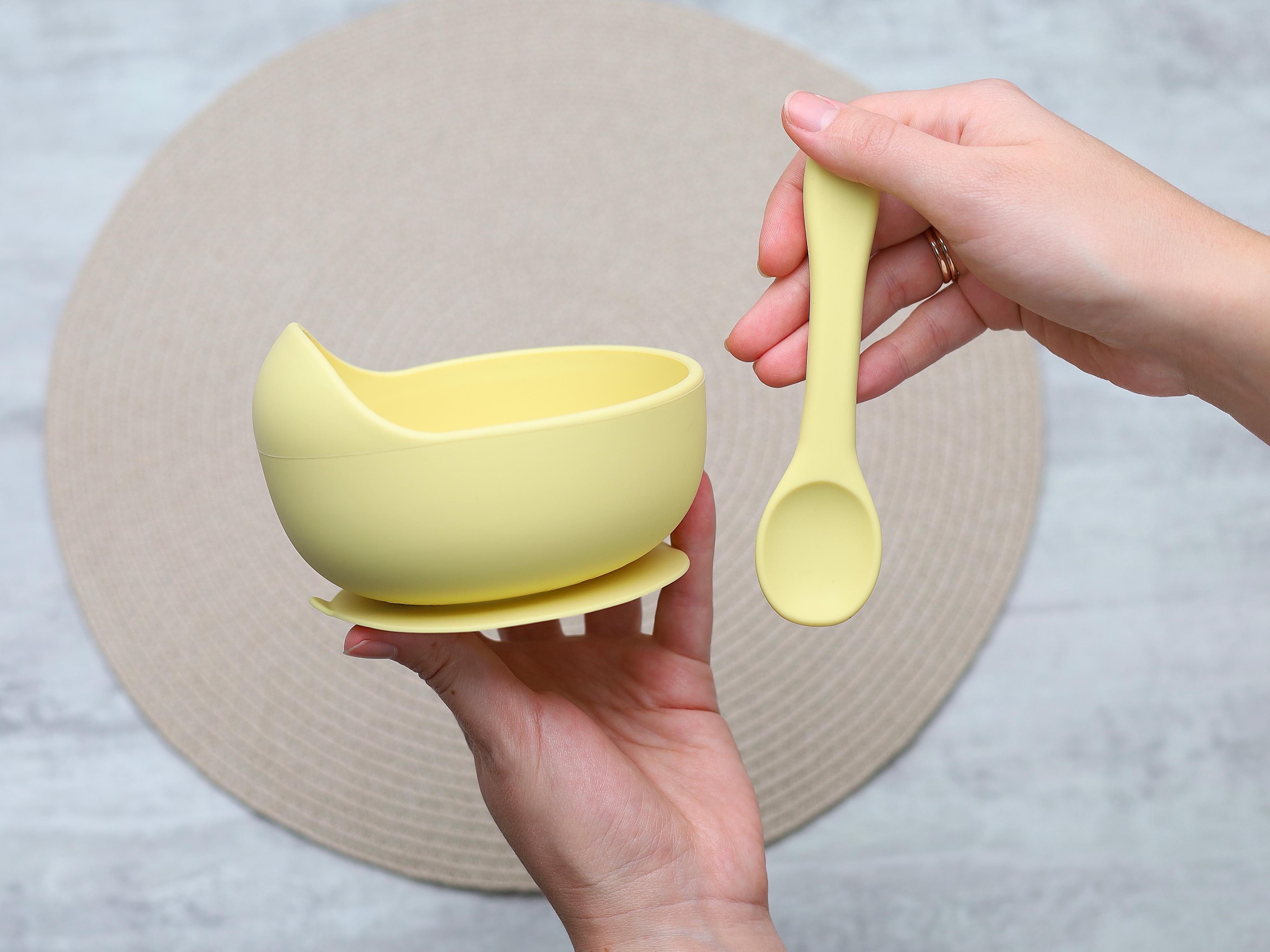 Дитячий набір силіконового посуду з 5 предметів Лимонний (LJC-0408) - фото 2 Дитячий набір силіконового посуду з 5 предметів Лимонний (LJC-0408) - фото 2