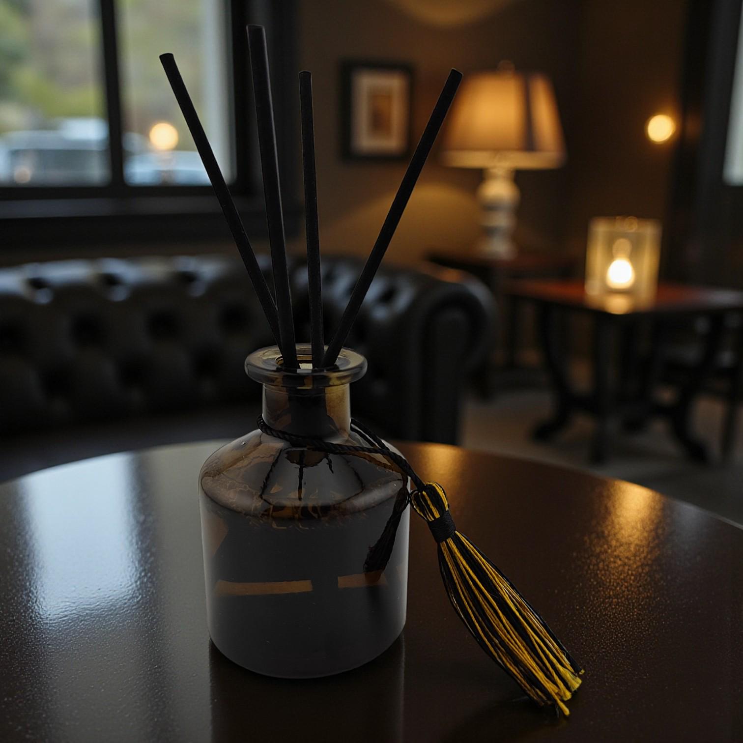 Аромадиффузор для дома Univerza аромат Ним с тростниковыми палочками натуральный - фото 11