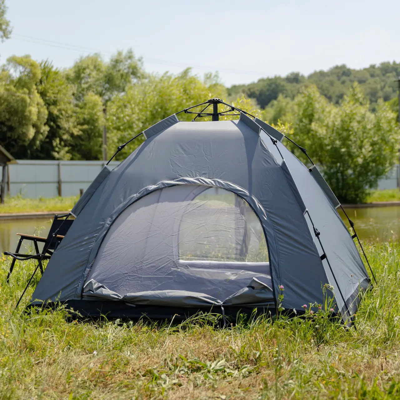 Палатка туристическая 2-местная автоматическая 200х200х140 см Серый (4bb7b1c3) - фото 3 Палатка туристическая 2-местная автоматическая 200х200х140 см Серый (4bb7b1c3) - фото 3