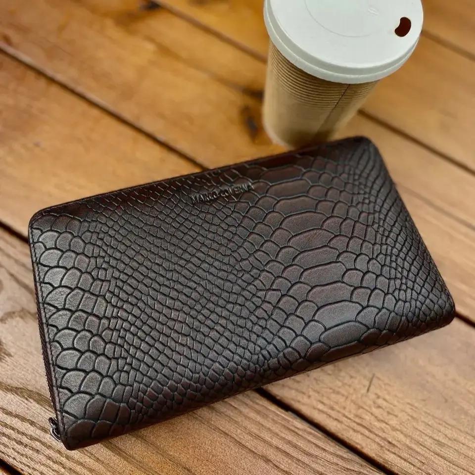 Кошелек-клатч Marco Coverna на молнии с блоком под карты из натуральной кожи Коричневый (MC086-5901С)