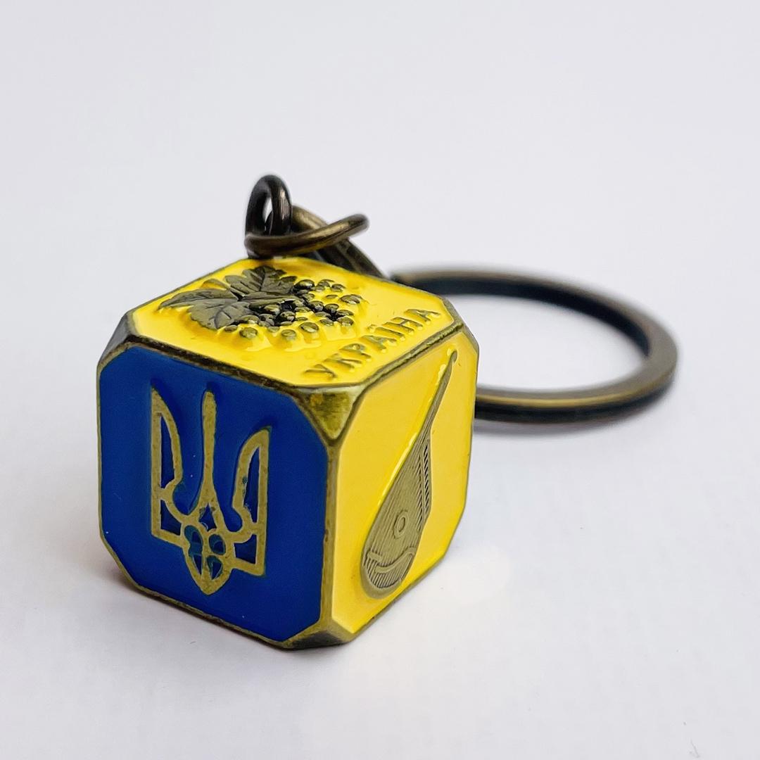 Брелок металевий SMG Україна Символи кубик Золотий