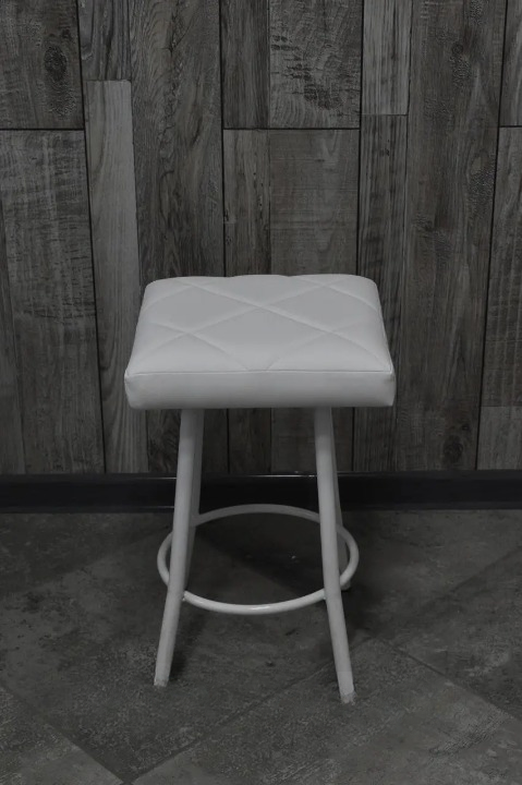 Табурет кухонний Tutty+ Ромб 30х30х45 см Білий (28374437)