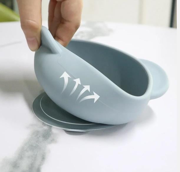 Набір дитячого посуду Cheeks з гризунком прорізувачем-брязкальцем Оливковий (28272265) - фото 5 Набір дитячого посуду Cheeks з гризунком прорізувачем-брязкальцем Оливковий (28272265) - фото 5