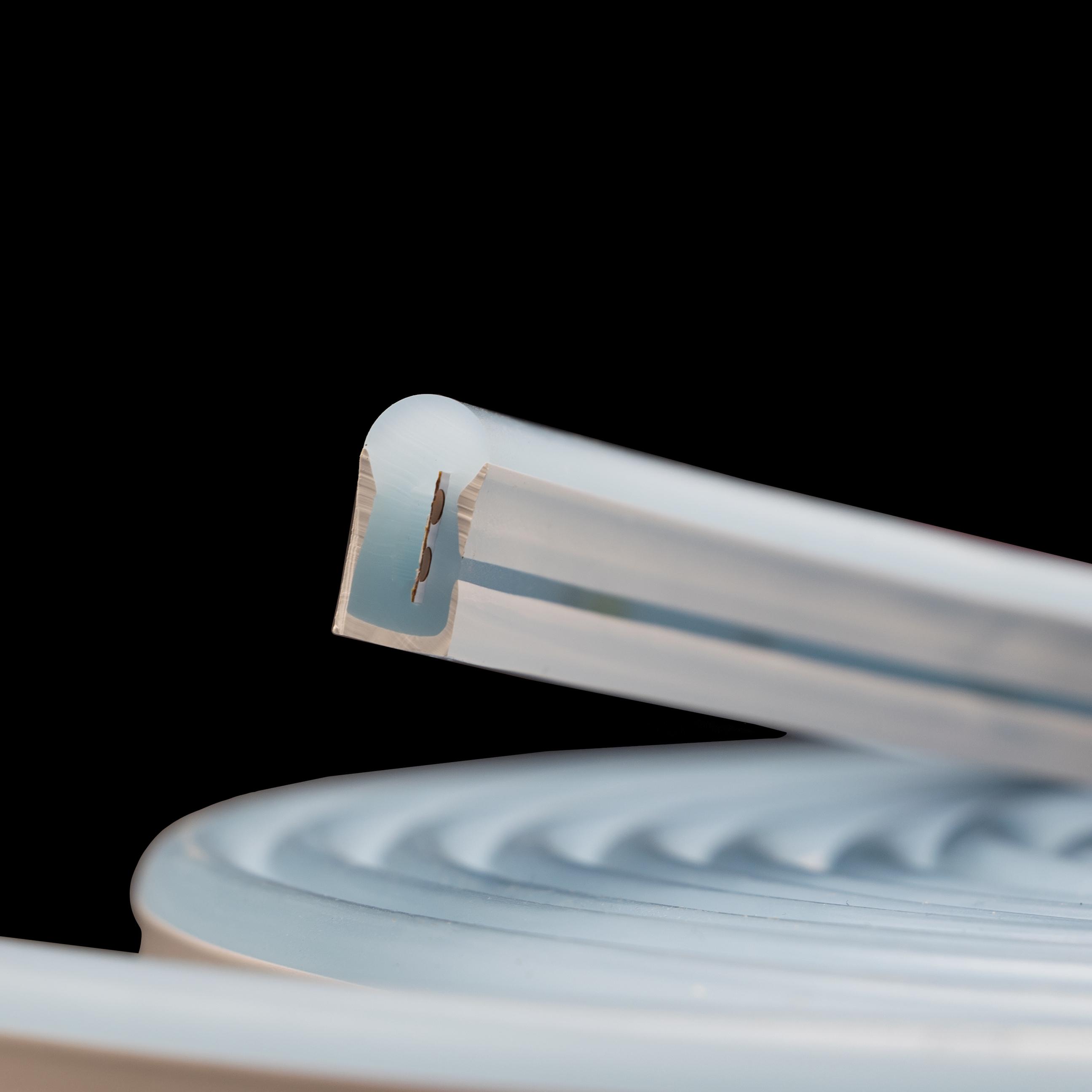 Світлодіодний неон Prolum Series-SF Pro 8x16 IP68 12V Блакитний Лід (30076003) - фото 5 Світлодіодний неон Prolum Series-SF Pro 8x16 IP68 12V Блакитний Лід (30076003) - фото 5