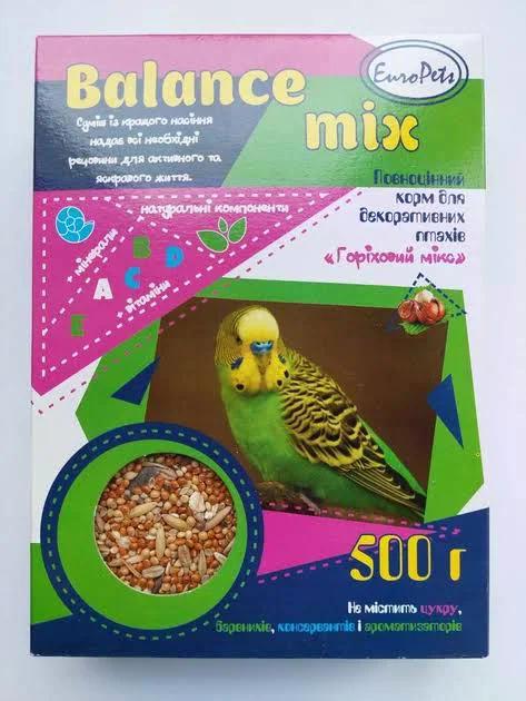 Корм для попугаев Баланс-микс Ореховый микс зерново-ореховая смесь 500 г
