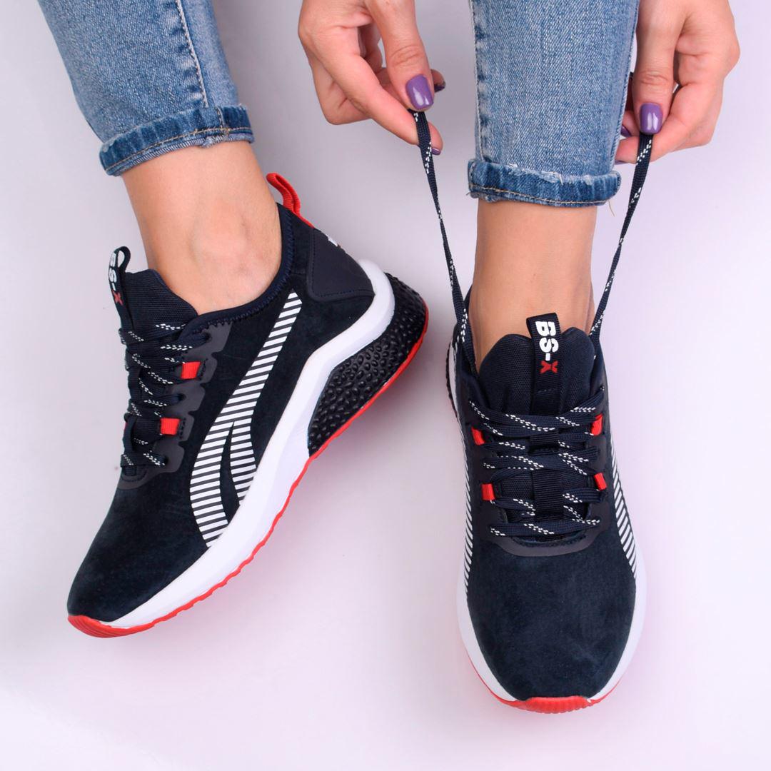 Кроссовки женские Fashion 333468 р. 36 23 см Кроссовки женские Fashion 333468 р. 36 23 см