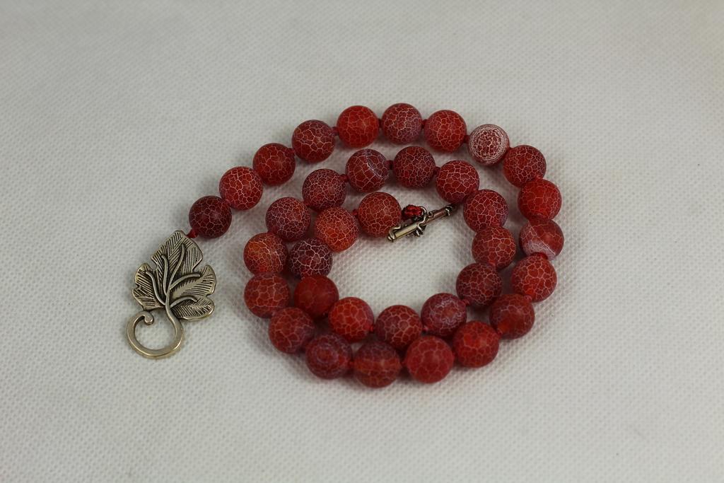 Бусы Агат Кракле бордо 12 мм Серебристый (31216921)