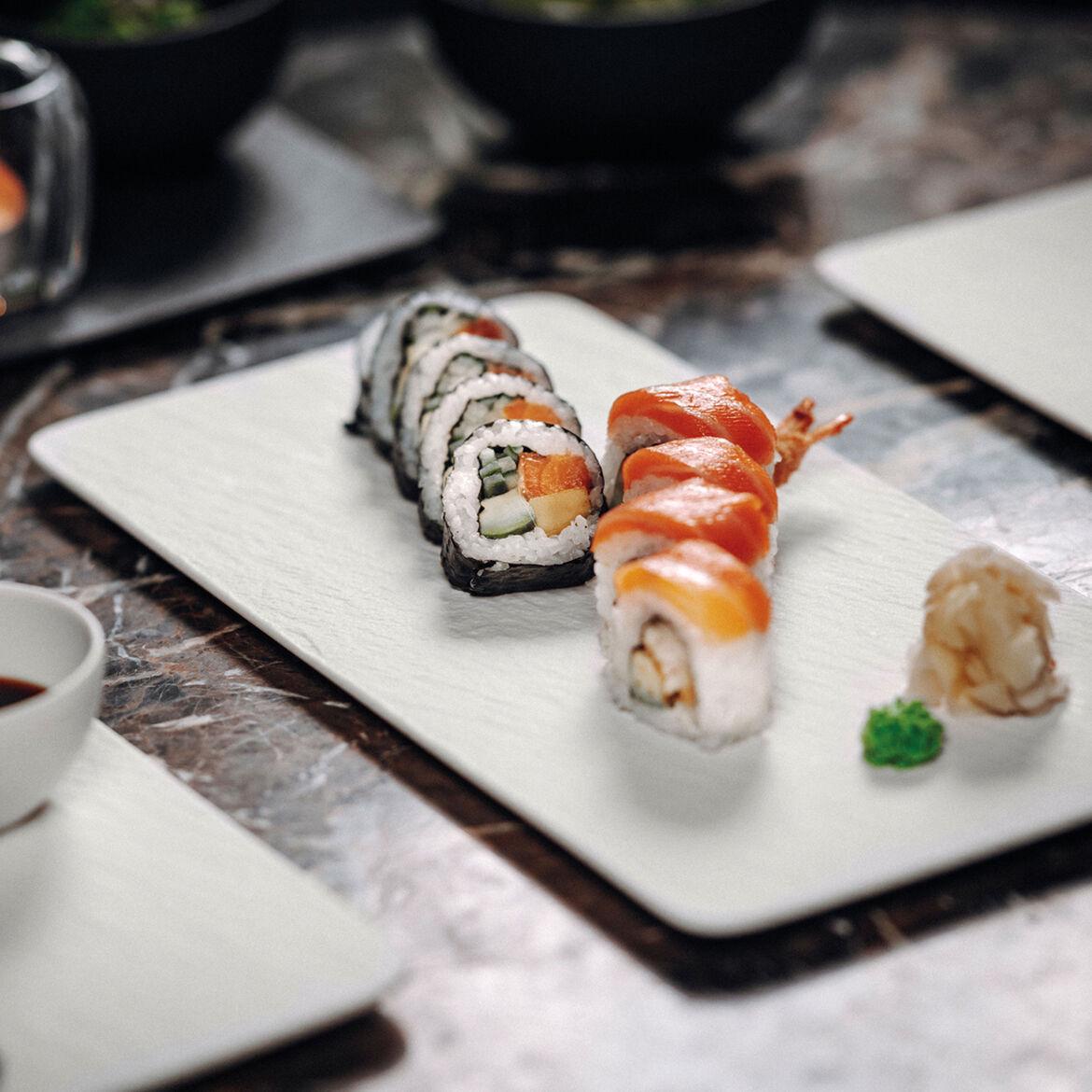 Блюдо Villeroy & Boch Manufacture Rock Blanc 35х18 см (1042402281) - фото 4 Блюдо Villeroy & Boch Manufacture Rock Blanc 35х18 см (1042402281) - фото 4