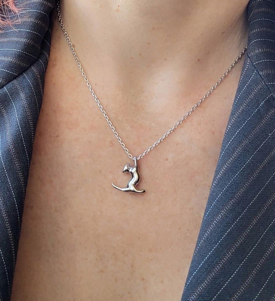 Подвеска кулон Кот без камней из серебра 925 проба 2,53 г (698п) - фото 2 Подвеска кулон Кот без камней из серебра 925 проба 2,53 г (698п) - фото 2