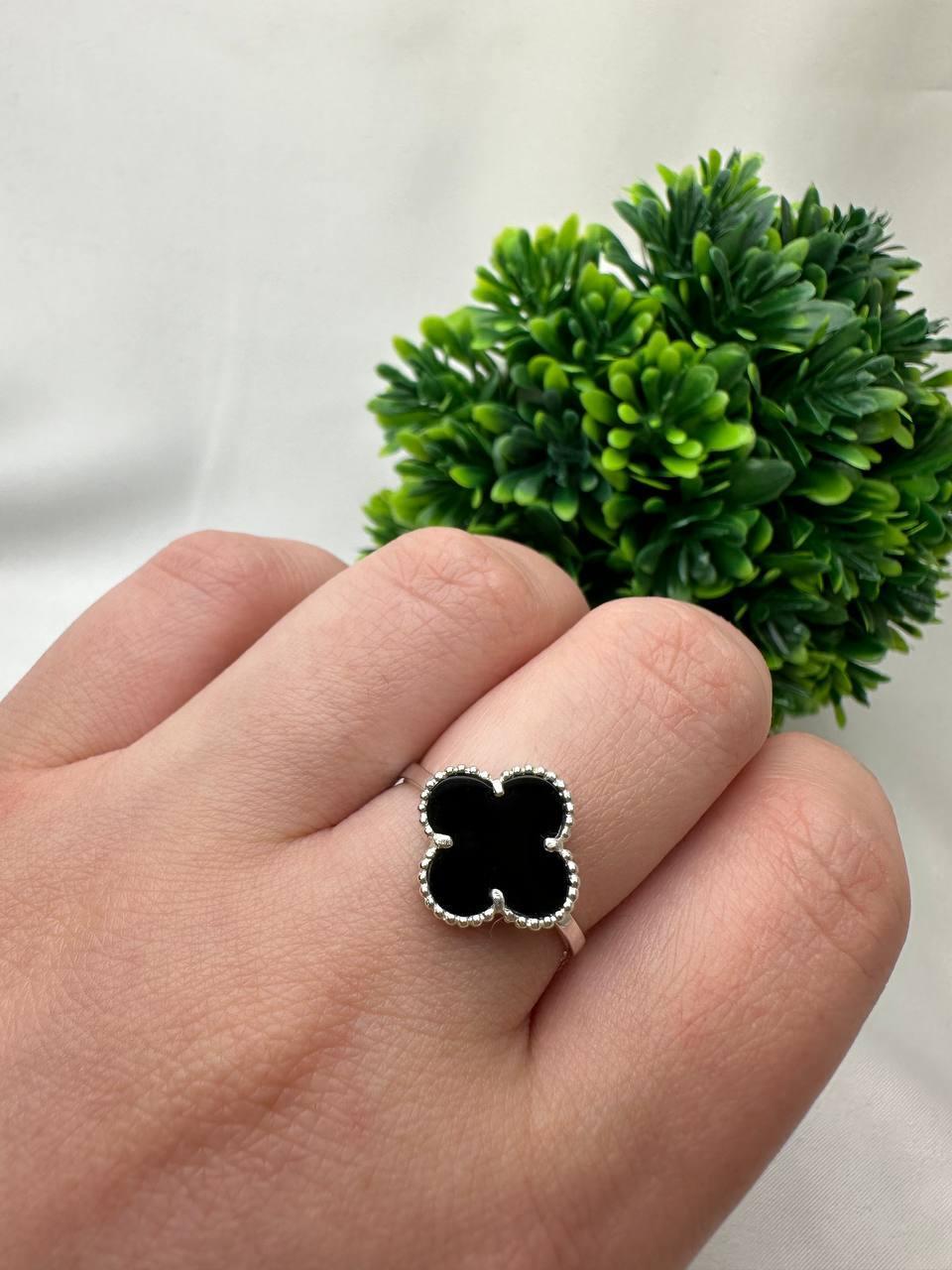 Кольцо серебряное Ван клиф оникс р. 19,5 925 проба (30079710) - фото 3 Кольцо серебряное Ван клиф оникс р. 19,5 925 проба (30079710) - фото 3