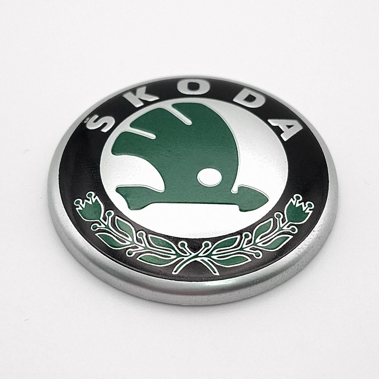 Эмблема руля Skoda 43 мм накладка старого образца (2772008361)