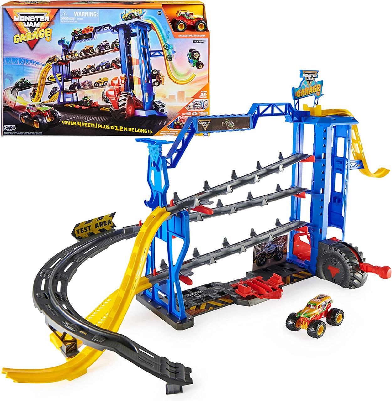 Гараж и трек для монстр-траков Spin Master Monster Jam Garage Playset and Storage Гараж с лифтом/светом/звуками