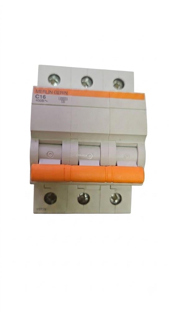 Автоматичний вимикач Schneider Electric 3р 16А Merlin Gerin (4823/2)