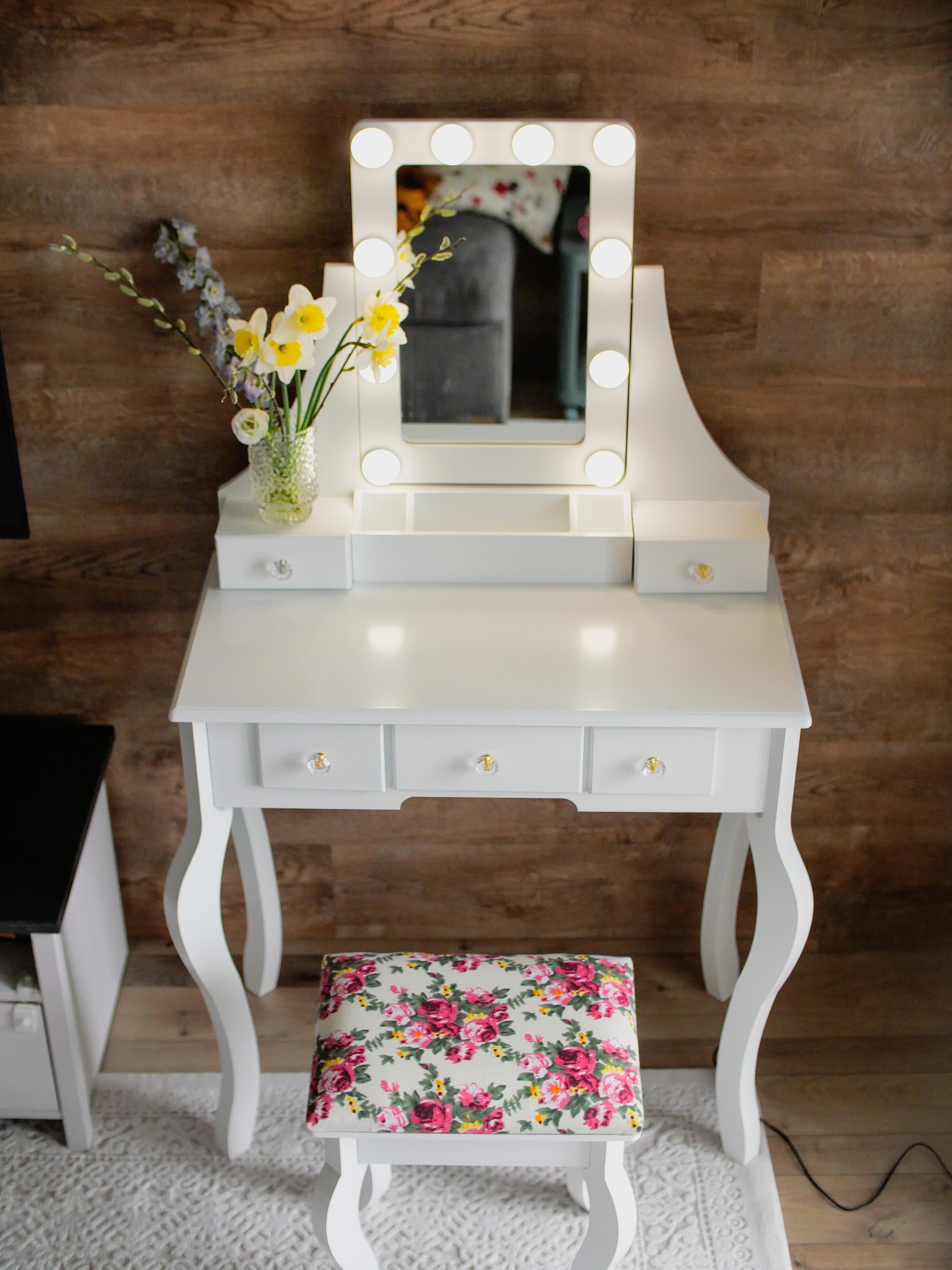 Туалетний столик з підсвіткою Bonro В-065L червона табуретка (20000035) - фото 15 Туалетний столик з підсвіткою Bonro В-065L червона табуретка (20000035) - фото 15