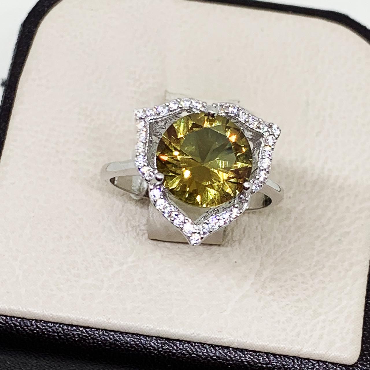 Кольцо серебряное с султанитом 3,79 г р. 18,5 (1656163242)