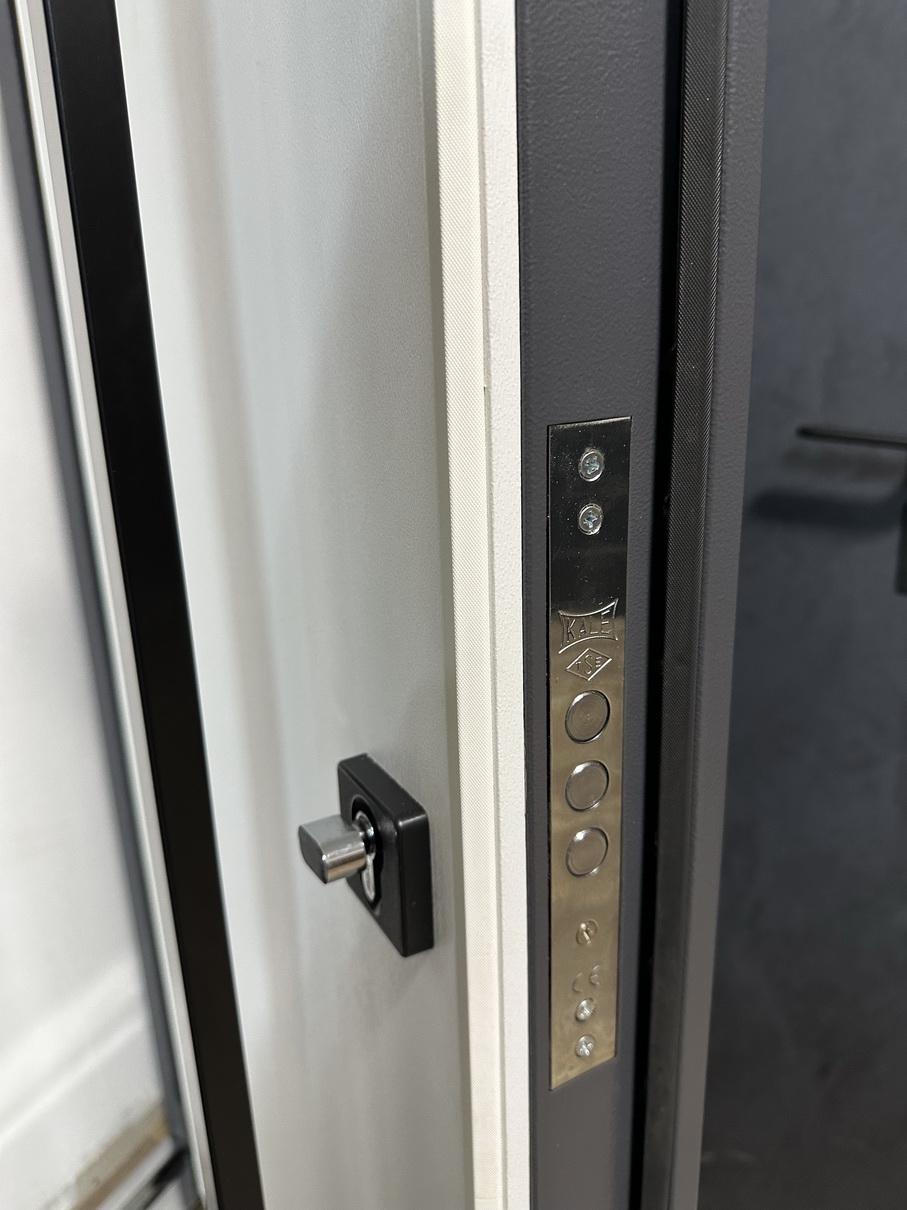 Двері вхідні вулиця Redfort Люкс метал/МДФ зі склопакетом 960х2050 мм (25781513) - фото 5 Двері вхідні вулиця Redfort Люкс метал/МДФ зі склопакетом 960х2050 мм (25781513) - фото 5