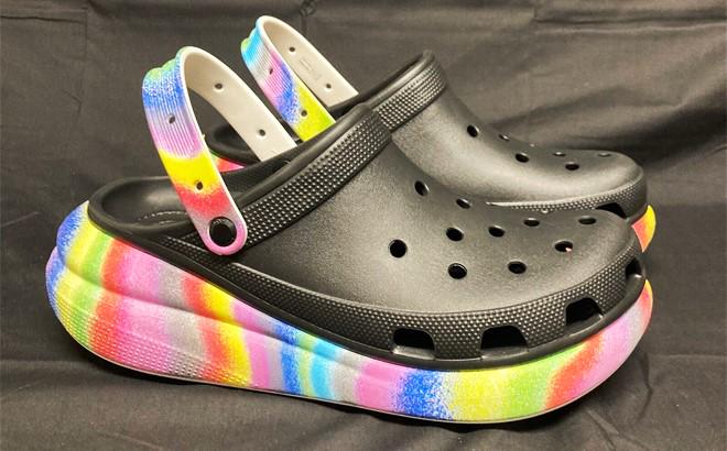 Сабо Crocs Classic Crush Spray Dye р. W7/EUR 37-38 Black/Multicolor (9363167) - фото 9