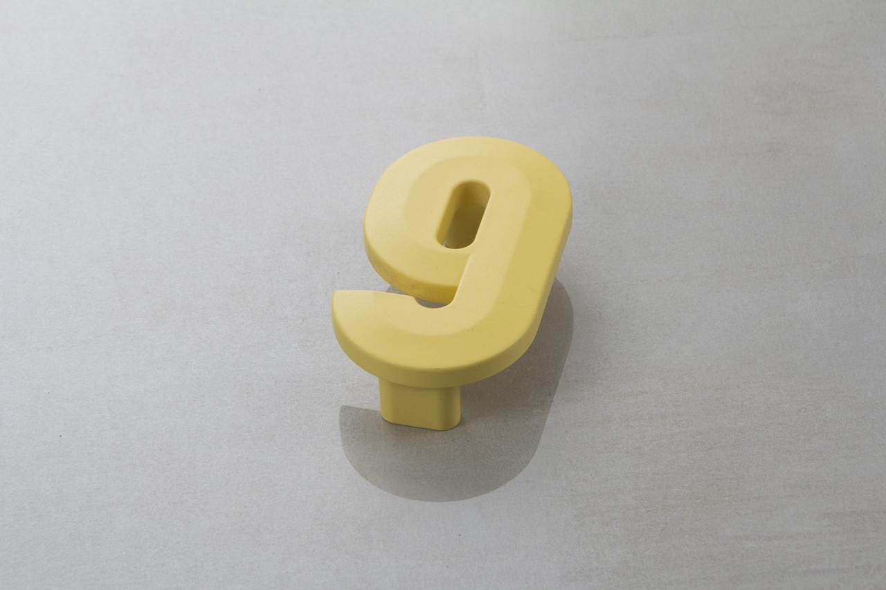 Мебельная ручка Poliplast цифра девятка РП-9 Желтый матовый (16275)