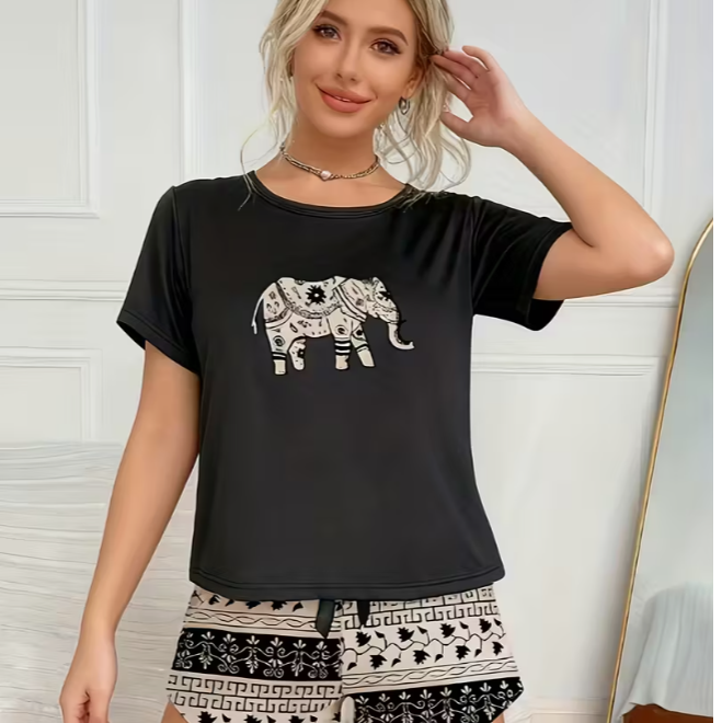 Піжама жіноча для дому та сну з принтом футболка/шорти M Чорний (1309/2) - фото 5 Піжама жіноча для дому та сну з принтом футболка/шорти M Чорний (1309/2) - фото 5