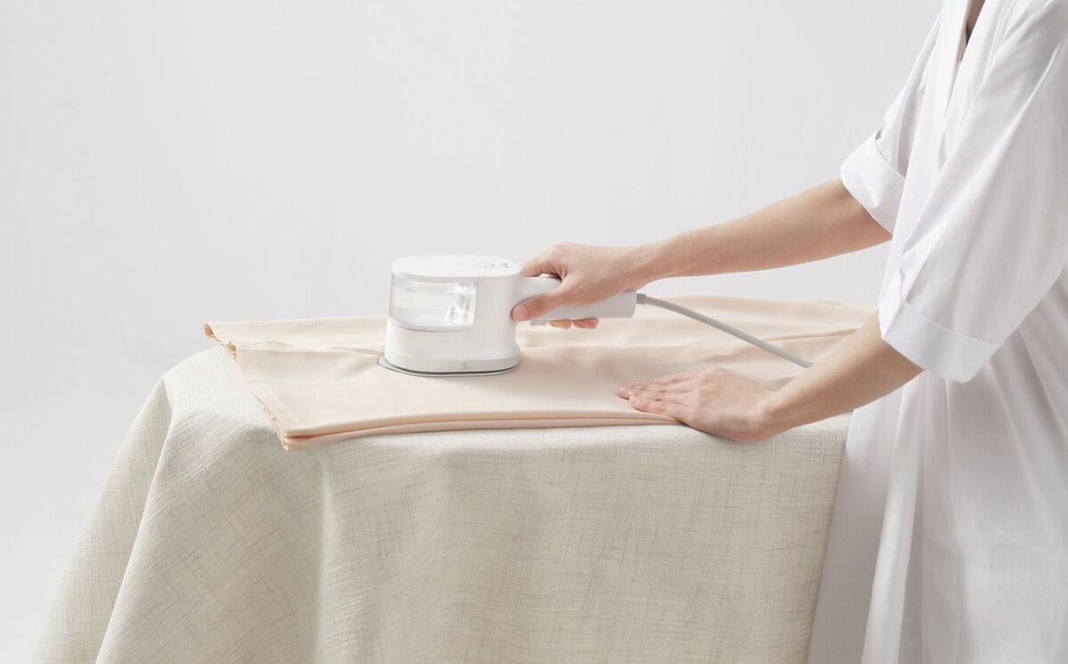 Отпариватель Mijia Handheld Steam Ironing Machine с переходником на EU розетку 150 мл 1200W White (B502CN) - фото 6 Отпариватель Mijia Handheld Steam Ironing Machine с переходником на EU розетку 150 мл 1200W White (B502CN) - фото 6