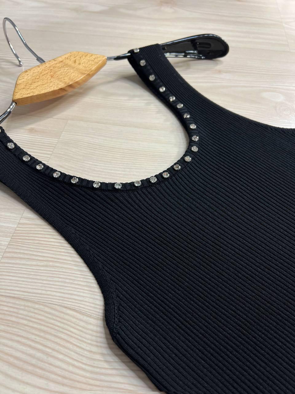 Майка женская A-N 3805 в рубчик с камнями на вырезе OS Черный (26404731) - фото 7