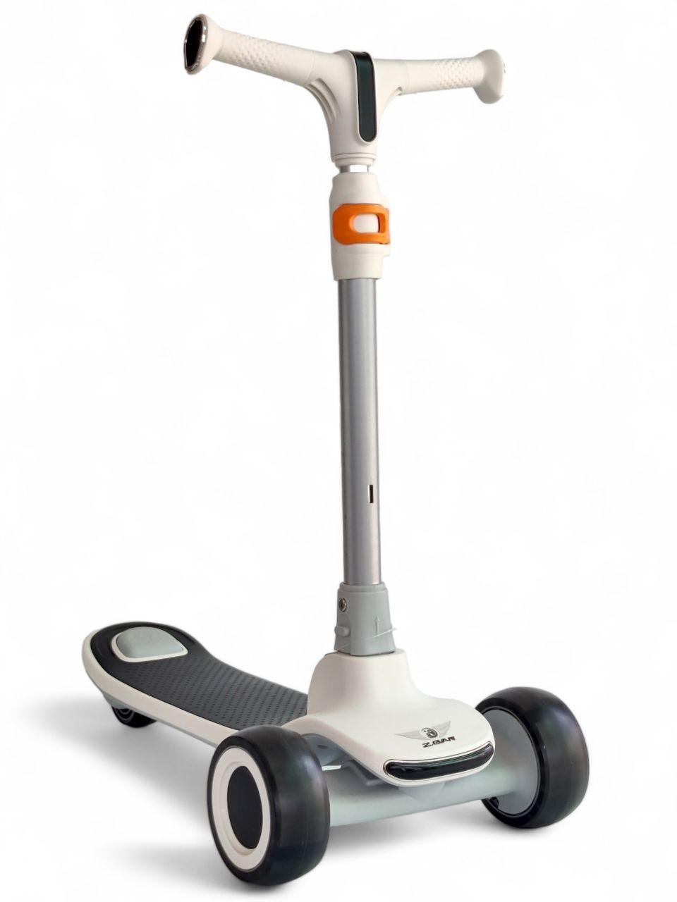 Детский самокат трехколесный Z.Gan MTG009B складной со звуковыми/световыми эффектами Белый (MTG009Br-s)