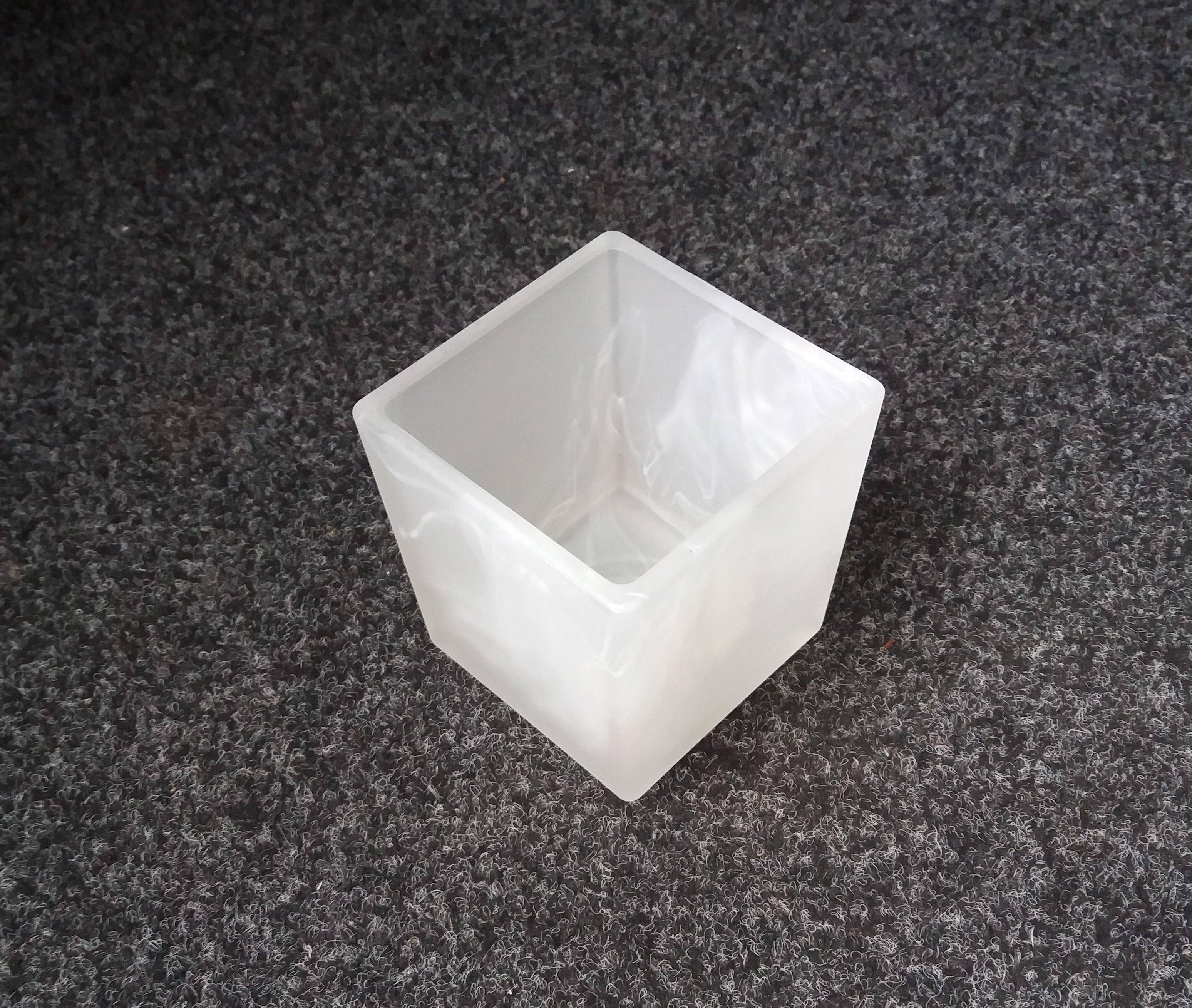 Плафон стеклянный Куб Е14 матовый Белый - фото 6 Плафон стеклянный Куб Е14 матовый Белый - фото 6