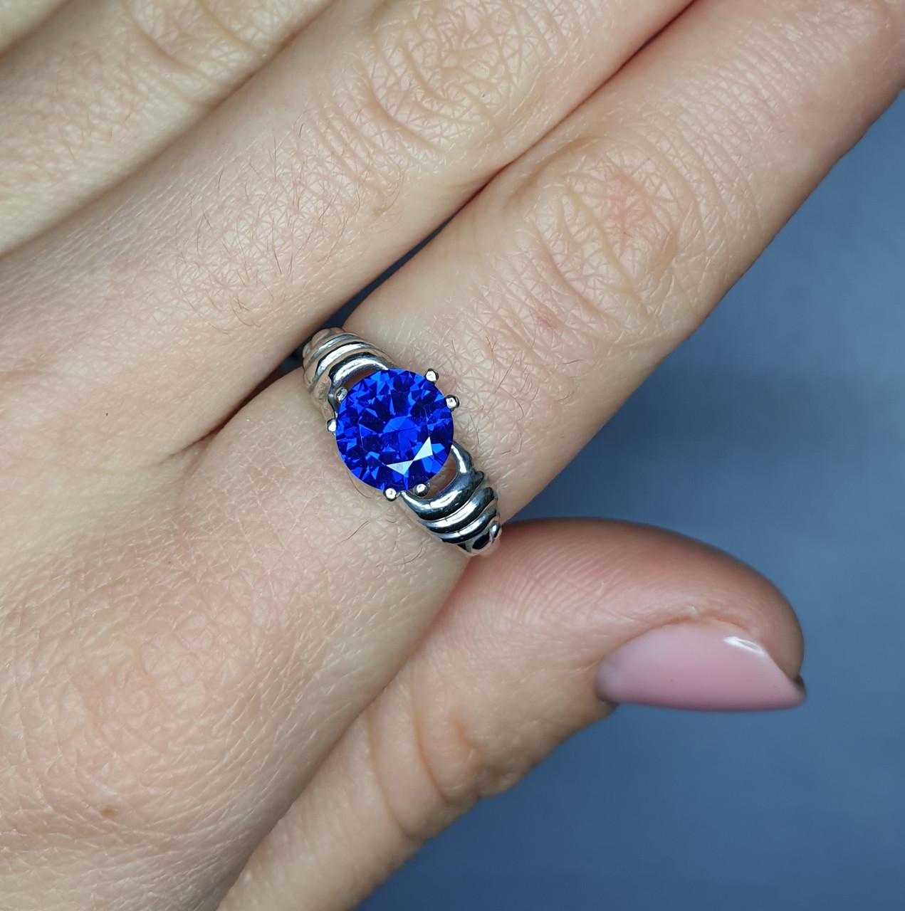 Кольцо серебряное с сапфиром р. 18 2,58 г (1390498158)