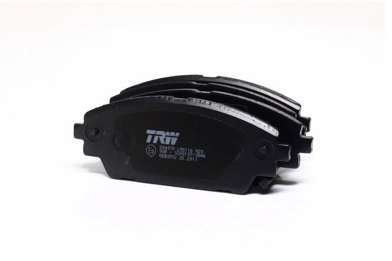 Тормозные колодки дисковые TRW Mazda 3 1.5/2.0/2.2 13 передние (TRW Engine Components GDB3592)