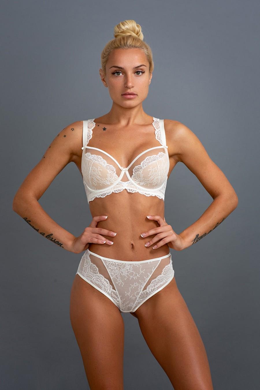 Трусики бразилиана Gracija Rim р. 5/XL Молочный (71028)