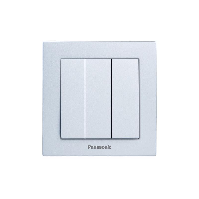 Вимикач триклавішний Panasonic Karre Plus 55 з рамкою ABS Срібний (WDTC90152SL-UA1) Вимикач триклавішний Panasonic Karre Plus 55 з рамкою ABS Срібний (WDTC90152SL-UA1)