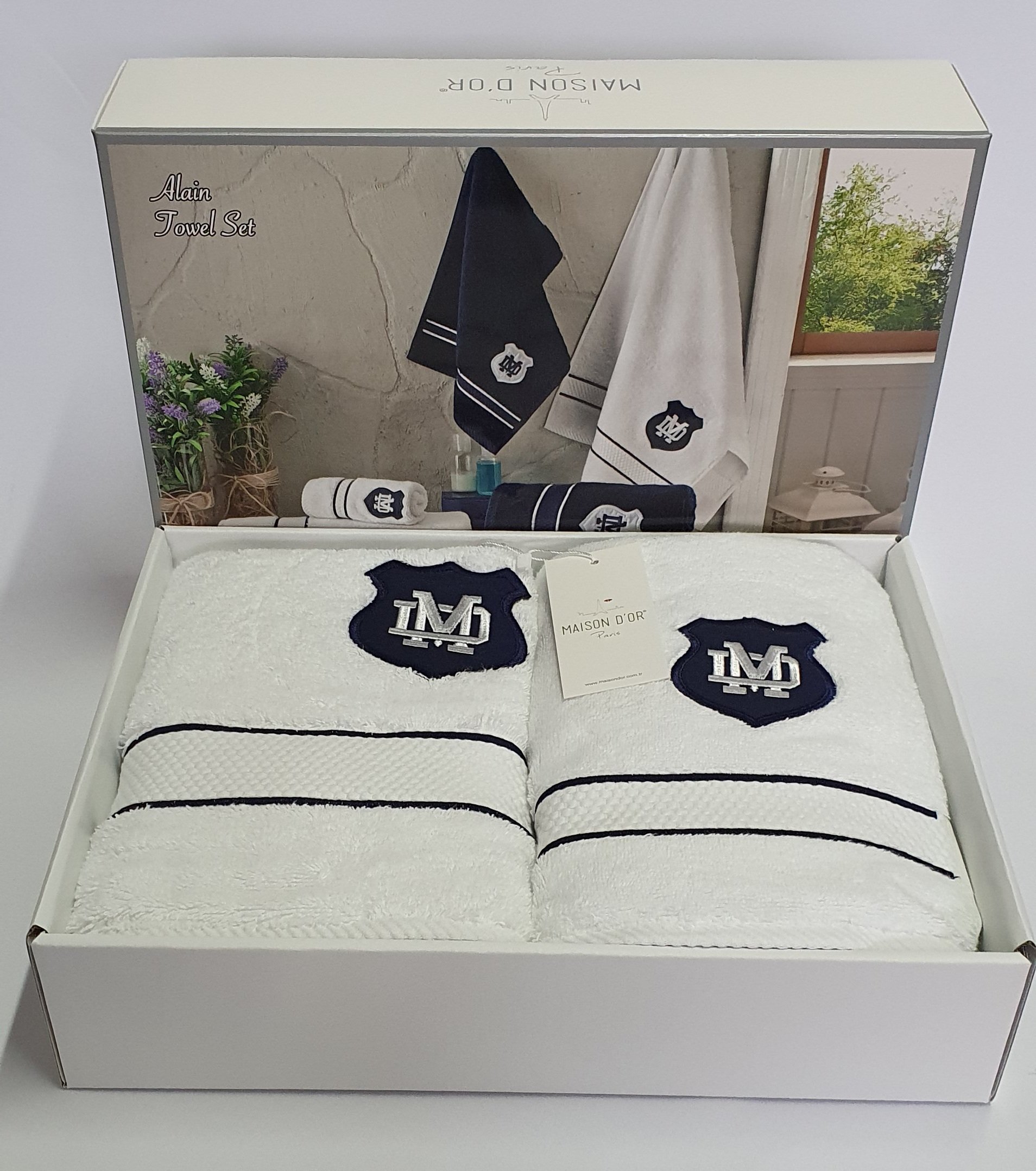 Набір рушників Maison D'or 3 шт. Alain White (CN2689) - фото 1 Набір рушників Maison D'or 3 шт. Alain White (CN2689) - фото 1
