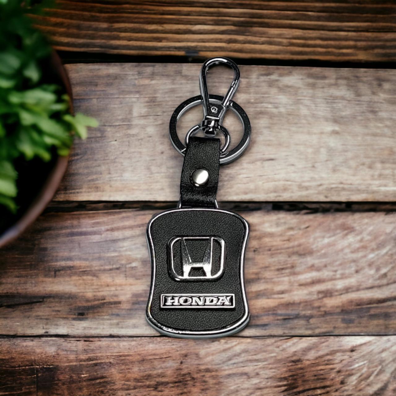 Брелок с логотипом авто Honda металлический со вставками натуральной кожи карабин с кольцом (2022031211)