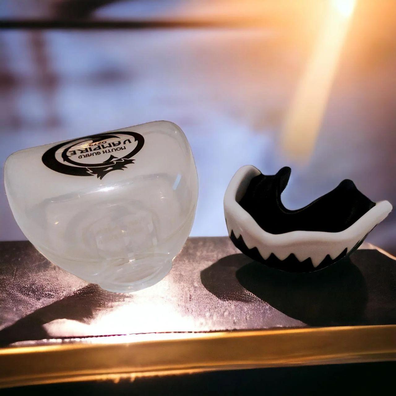 Капа боксерська GDragon BOX Vampire підліткова/доросла Чорний (1_2_M_1) - фото 14