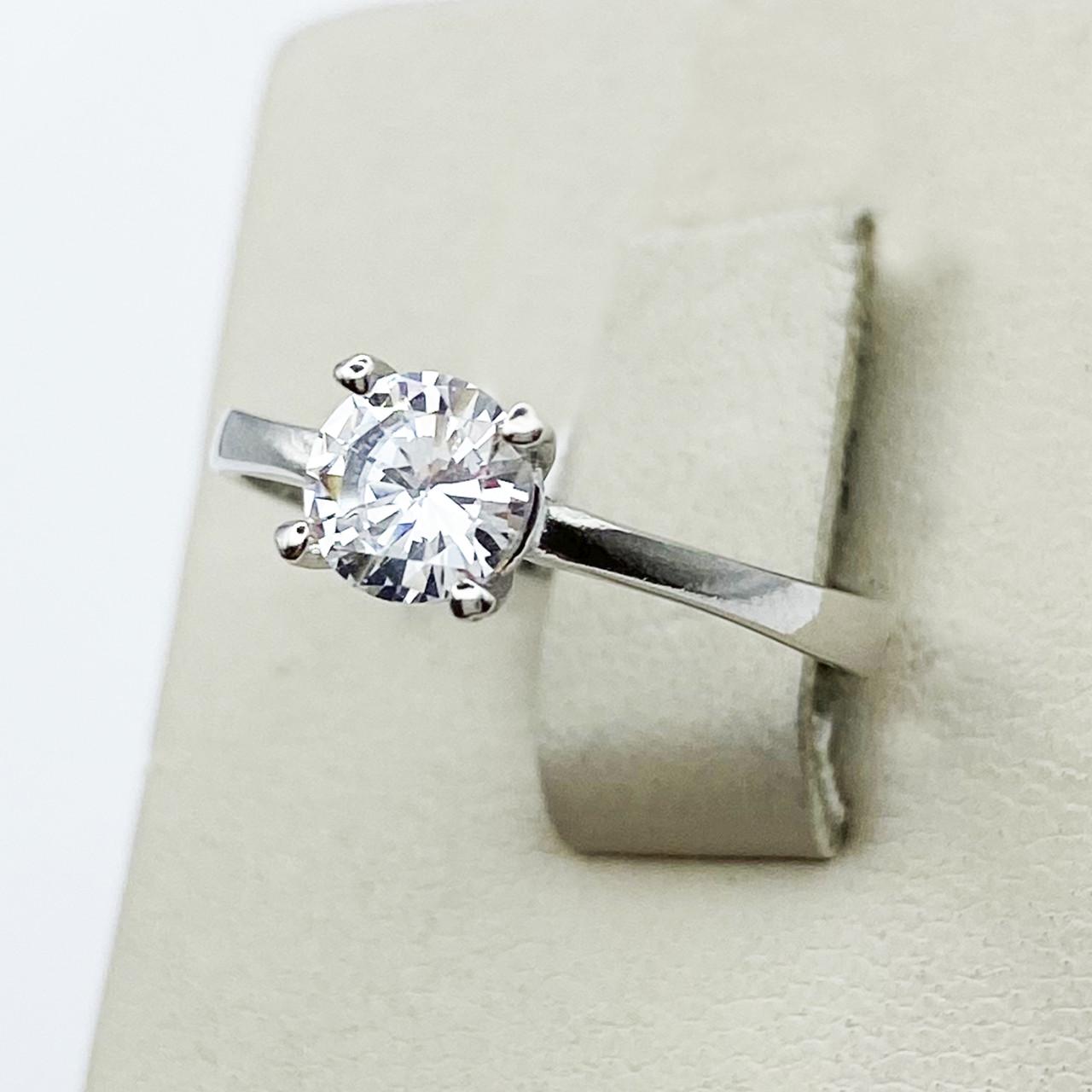 Кольцо серебряное с кубическим цирконием р. 18 1,23 г (1913174542)