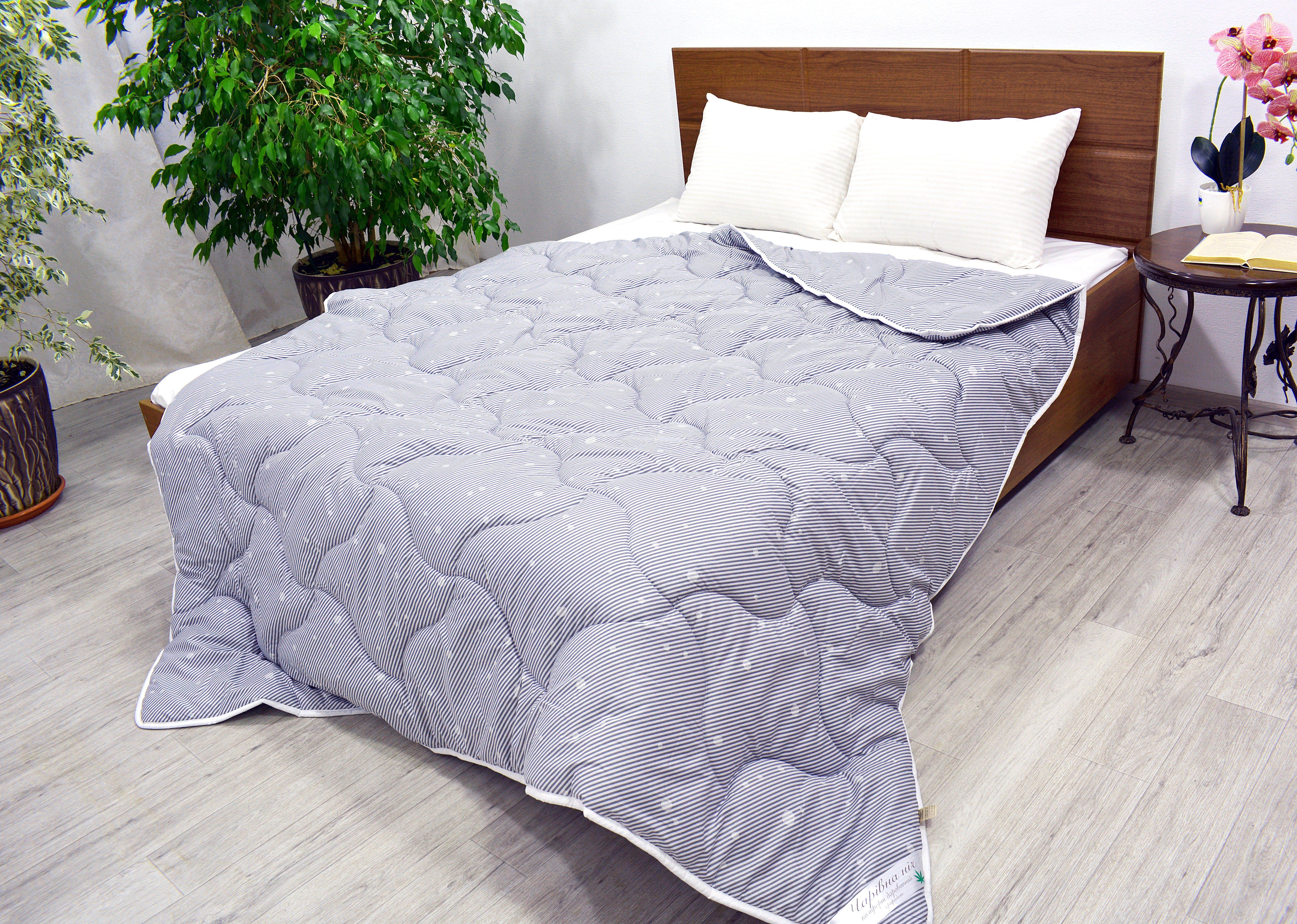 Ковдра конопляна Чарівна ніч зимова сатин Квін 140x210 см (32200453) Ковдра конопляна Чарівна ніч зимова сатин Квін 140x210 см (32200453)