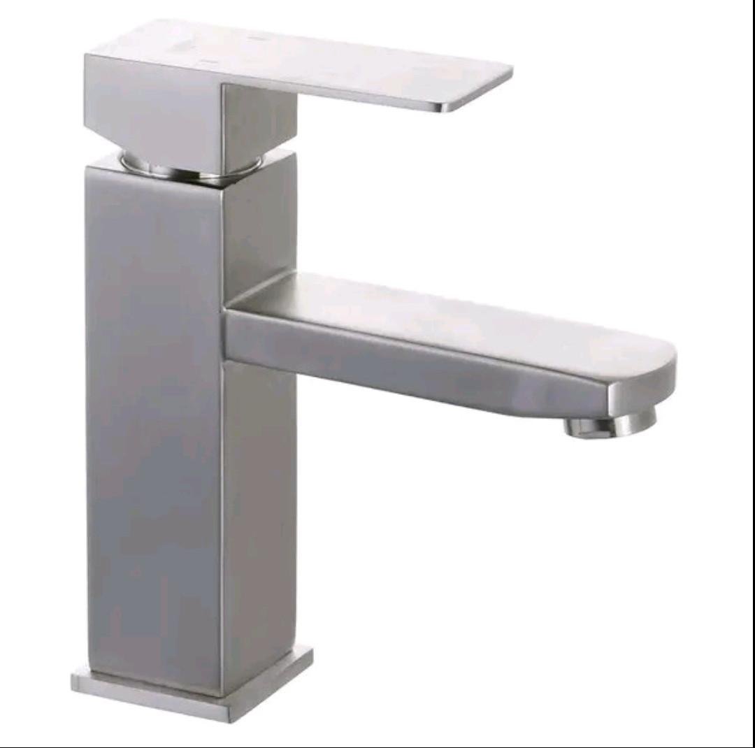 Смеситель для умывальника Epelli Moderno (25067935)