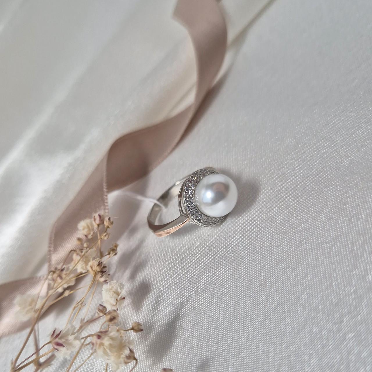 Каблучка із золотою пластиною з білою перлиною імітація срібло 925 проби золото 375 р. 18 (540к ) - фото 6 Каблучка із золотою пластиною з білою перлиною імітація срібло 925 проби золото 375 р. 18 (540к ) - фото 6