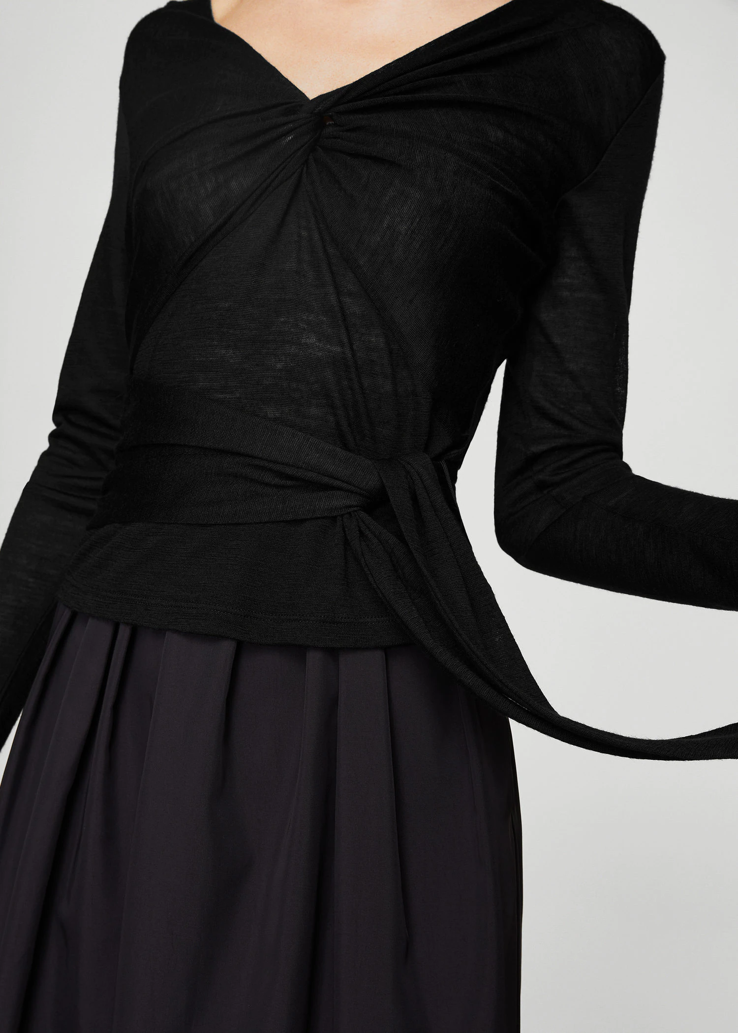 Блузка Mango S Черный (2000000833941) - фото 4 Блузка Mango S Черный (2000000833941) - фото 4