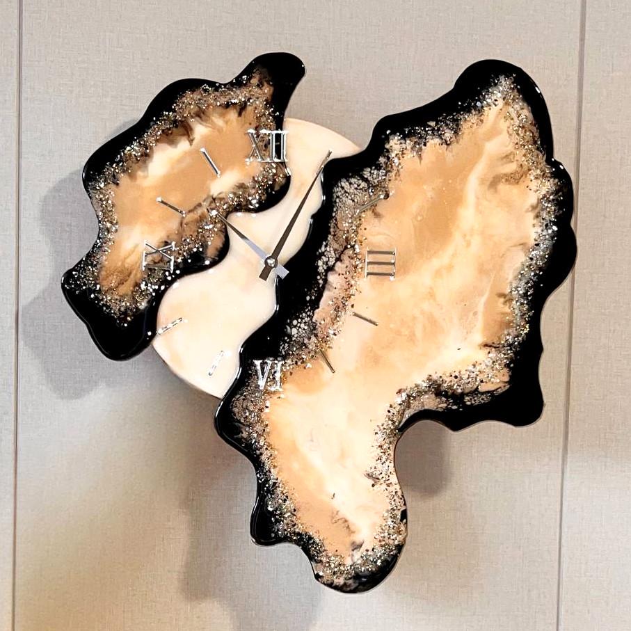 Годинник об'ємний настінний з епоксидної смоли Пелюстки 90 см