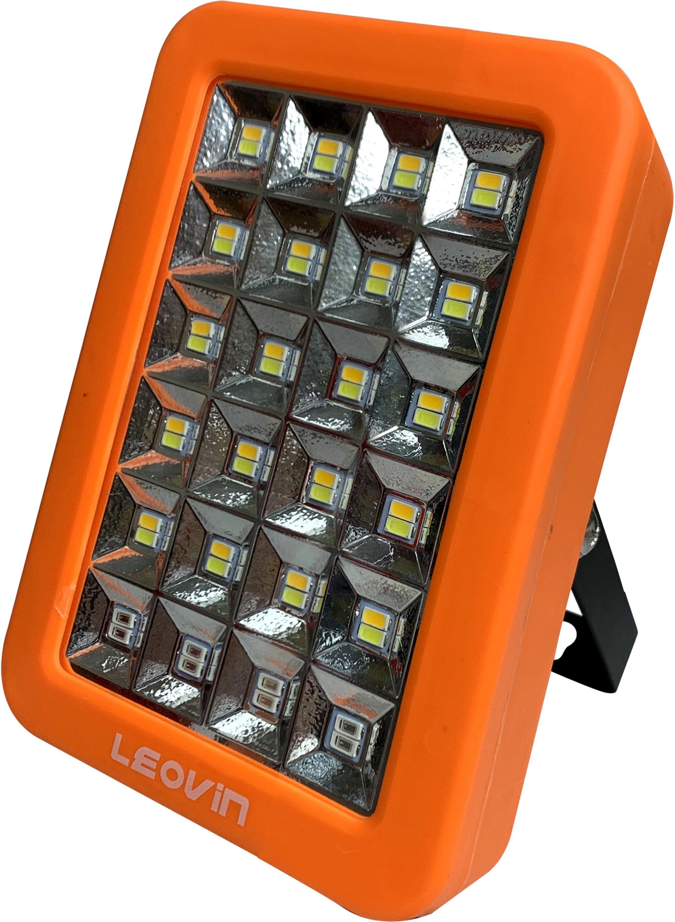 Светильник аккумуляторный Leovin LE-012 LED 50 W аварийный прожектор с солнечной панелью и повербанком 3в1