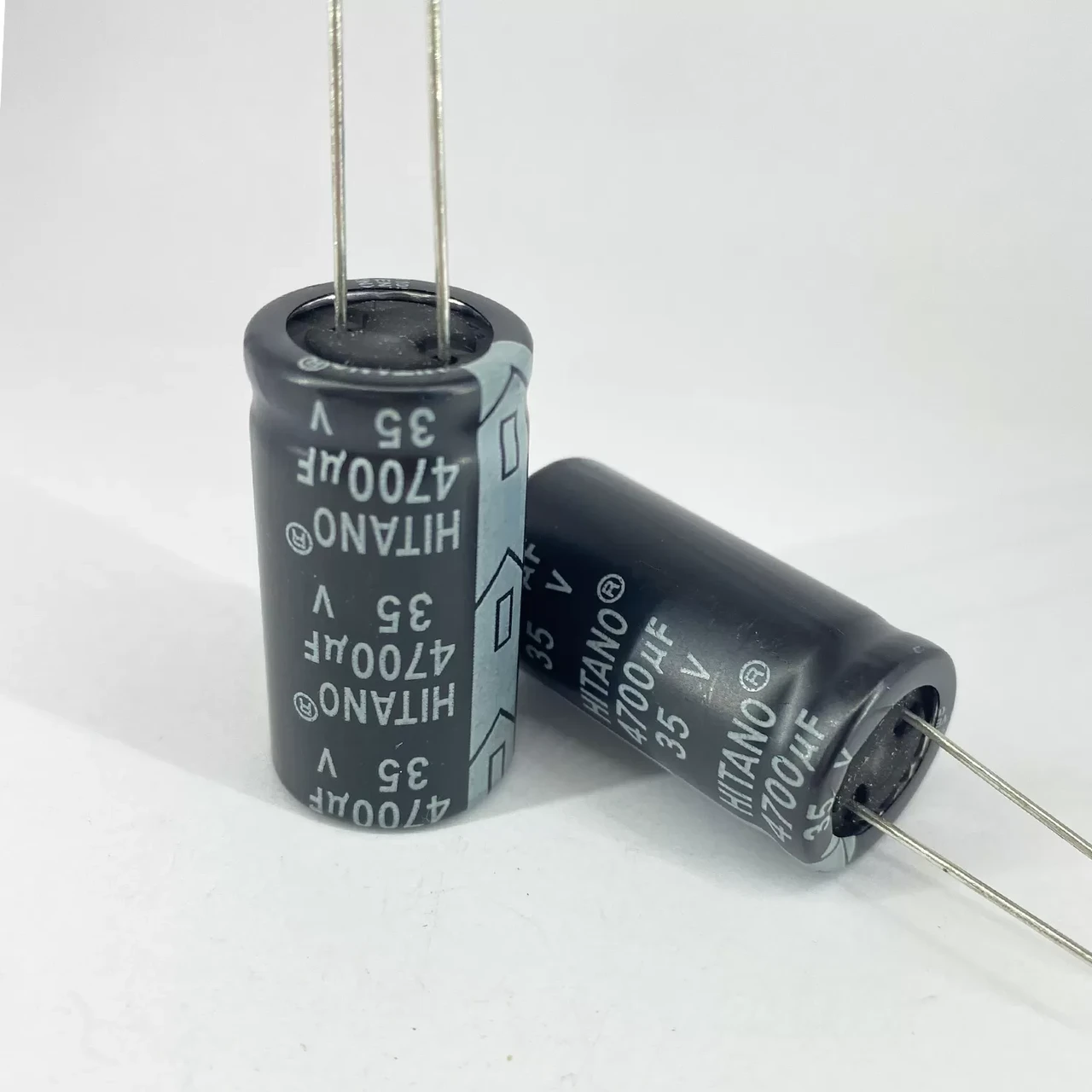 Конденсаторы электролитические HITANO 4700 мкф 35V 18x36 мм 105 °C (1965565207)