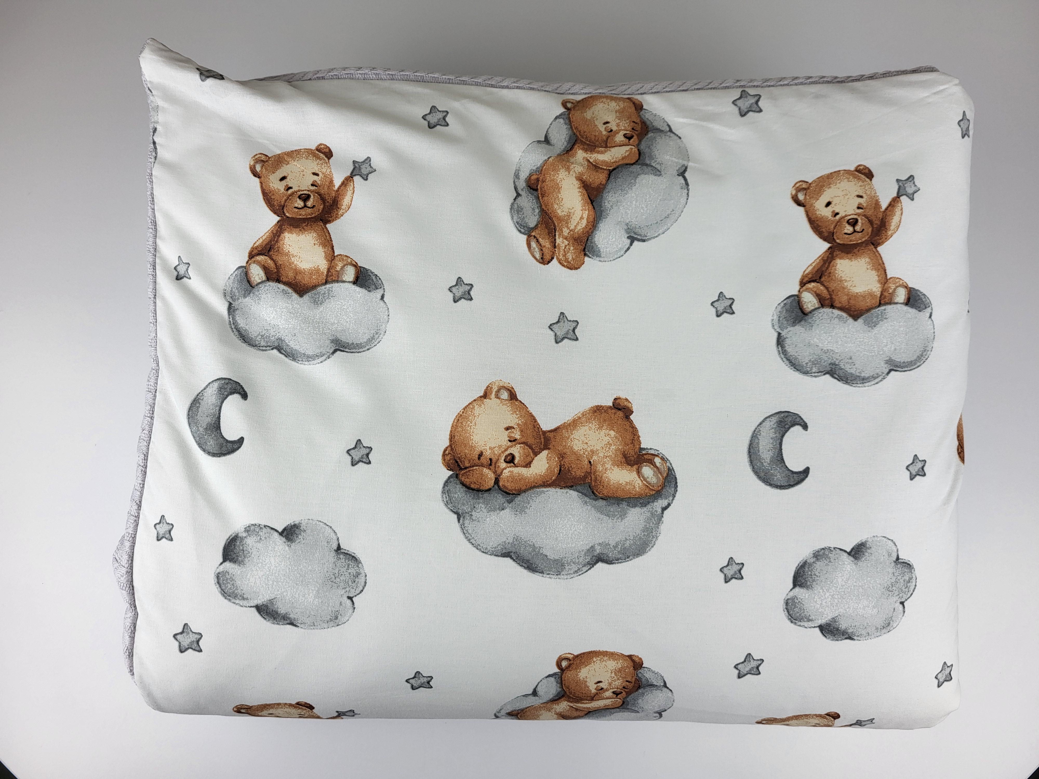 Плед на выписку двусторонний 2в1 с мишками на облаках 100х80 см (1559) - фото 3 Плед на выписку двусторонний 2в1 с мишками на облаках 100х80 см (1559) - фото 3