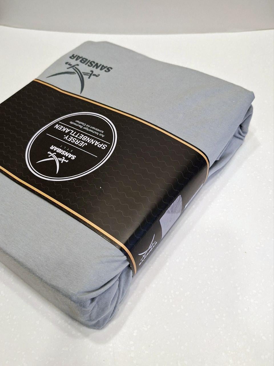 Простынь на резинке Sansibar трикотажная King Size 180-200x200x25 см Серый (1096)