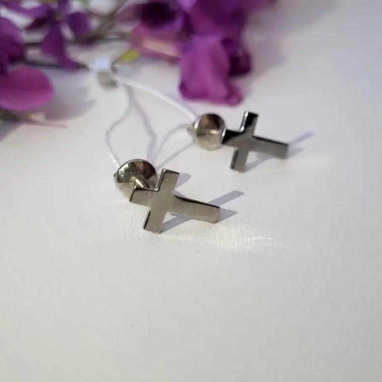 Серьги из серебра с закруткой (671-р)