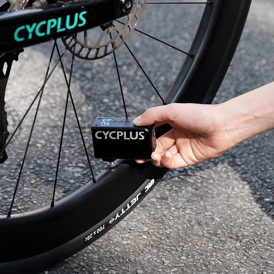 Насос велосипедний акумуляторний CYCPLUS AS2 Pro 120 PSI (001004) - фото 3 Насос велосипедний акумуляторний CYCPLUS AS2 Pro 120 PSI (001004) - фото 3