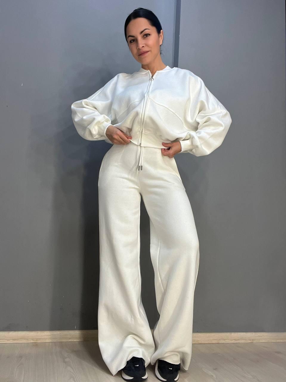 Костюм жіночий QUZEN 472-388 пілот брюки палаццо широкі фліс S Білий (3167)