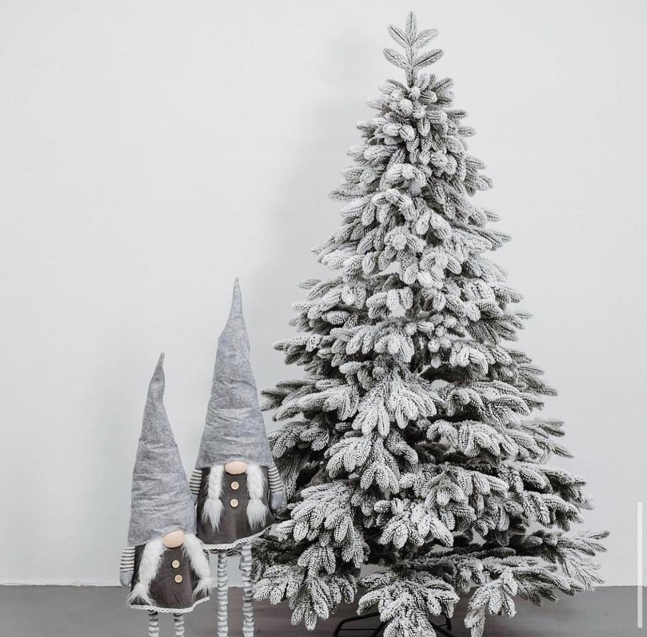 Ялинка штучна лита Андора Засніжена з підставкою 3,00 м (26251136) - фото 6