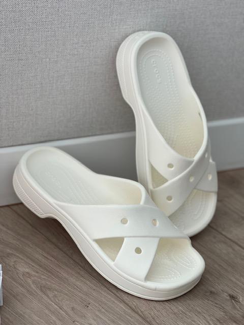 Шлепанцы Crocs Classic Cross Strap р. 38-39 Chalk (26844236) - фото 7